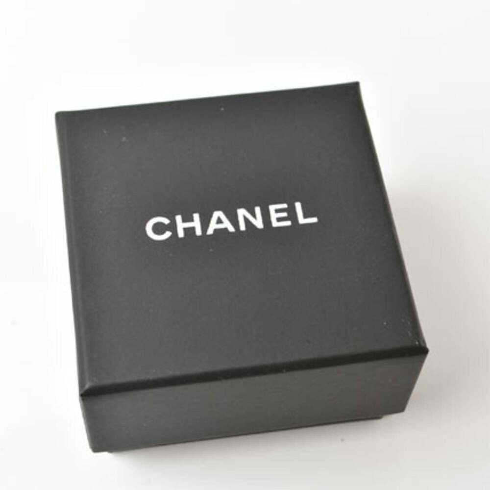 CHANEL Gold Earrings - Picture 7 of 7